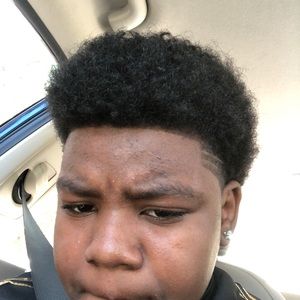 Meet your Posher, Elijah